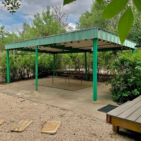 Newly Renovated Cozy Home Minutes From Broadmoor And Downtown Colorado Springs Extérieur photo