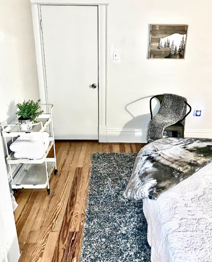Newly Renovated Cozy Home Minutes From Broadmoor And Downtown Colorado Springs Extérieur photo